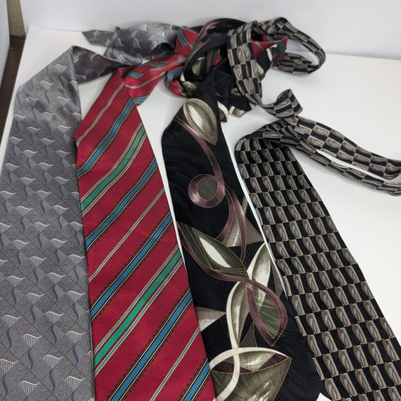 x4 Variety of Neck Ties Pierre Cardin, J. Ferrar and more - Picture 2 of 7